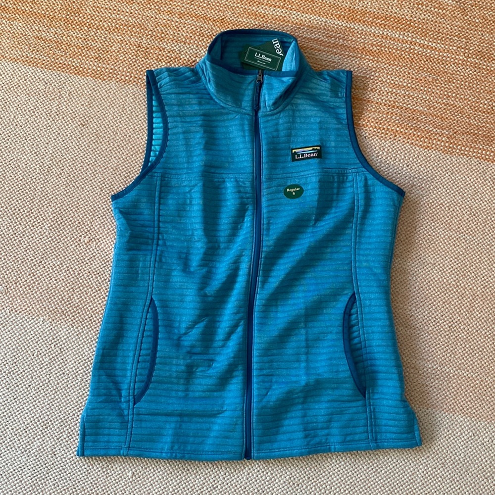 LL bean Women’s Airlight Vest Regular S